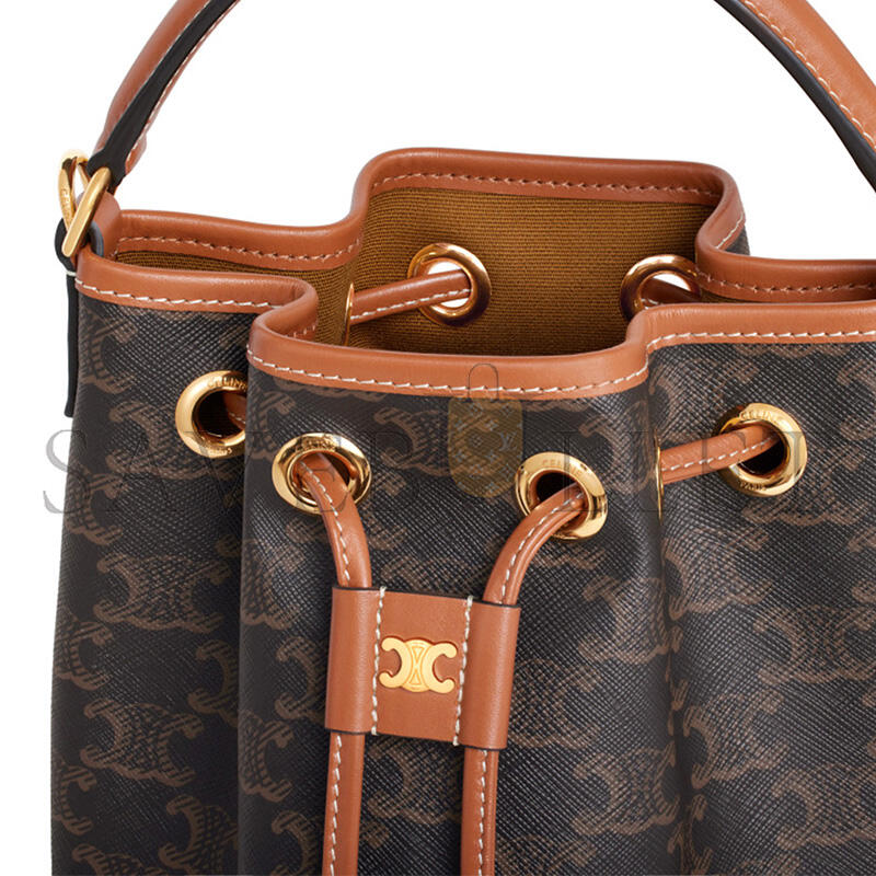 Ce1i*e TEEN CLARA BAG IN TOILE TRIOMPHE 121672CAS.04LU (19*16*16cm)